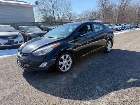 Used 2013 Hyundai Elantra Limited image 1