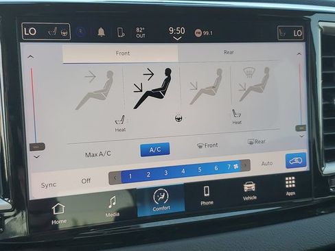 Used 2024 Chrysler Pacifica Touring-L FWD image 14