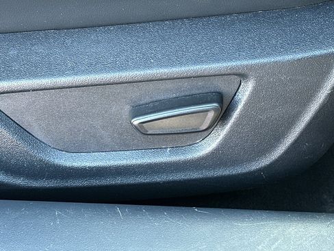 Used 2024 Ford Mustang Premium image 33