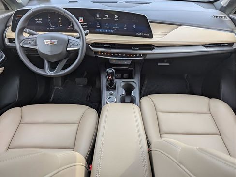 Certified 2024 Cadillac XT4 Premium Luxury image 20