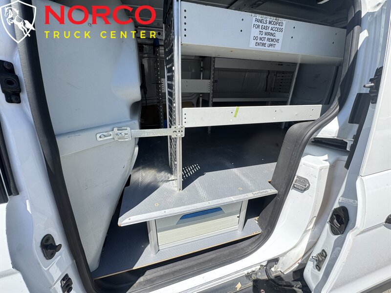 Used 2016 Ford Transit Connect XL FWD image 9