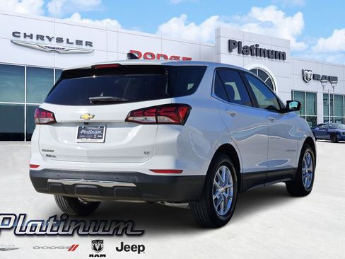 Used 2023 Chevrolet Equinox LT image 5