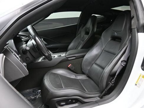 Used 2018 Chevrolet Corvette Stingray Coupe RWD image 22