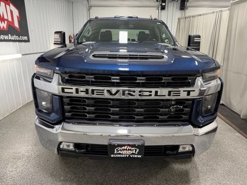 Used 2022 Chevrolet Silverado 2500 LT w/ Convenience Package AWD/4WD image 2