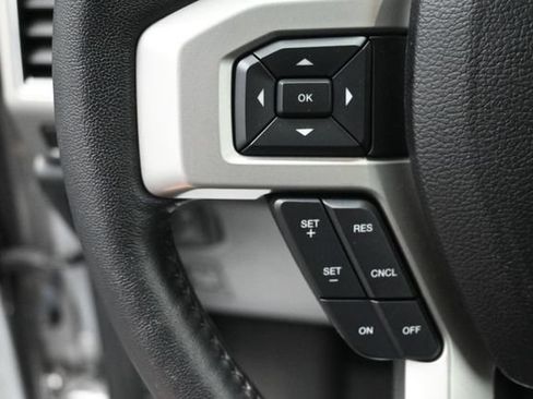 Used 2018 Ford F150 Lariat w/ Equipment Group 502A Luxury AWD/4WD image 12