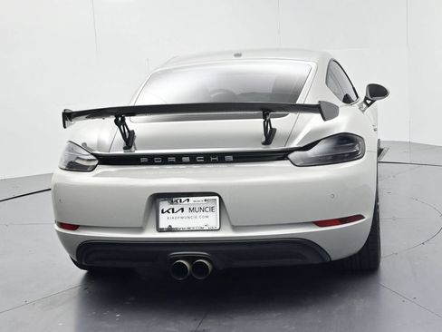 Used 2018 Porsche 718 Cayman S RWD image 7