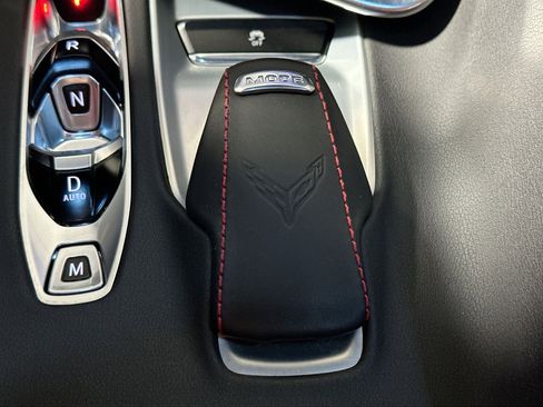 Used 2021 Chevrolet Corvette Stingray Coupe w/ Z51 Performance Package image 25