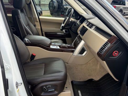 Used 2015 Land Rover Range Rover Supercharged image 12