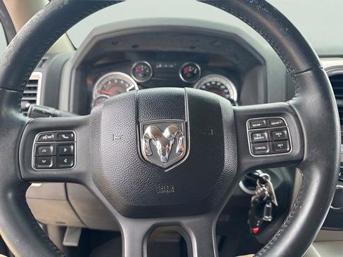 Used 2014 RAM 1500 Lone Star RWD image 38