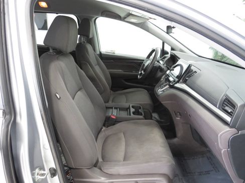 Used 2020 Honda Odyssey EX image 9