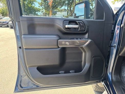 Used 2022 GMC Sierra 2500 AT4 w/ Gooseneck/5TH Wheel Package AWD/4WD image 15