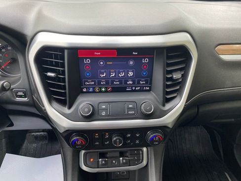 Used 2021 GMC Acadia SLE w/ Driver Convenience Package image 14