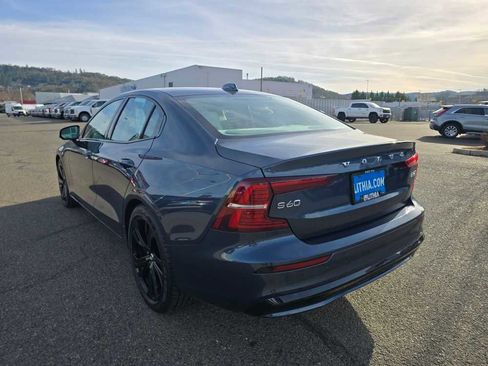 Used 2024 Volvo S60 B5 Core image 3