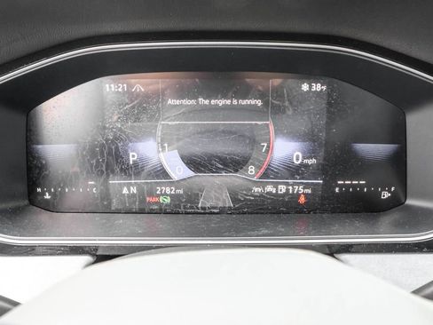 Used 2025 Volkswagen Jetta SE image 20