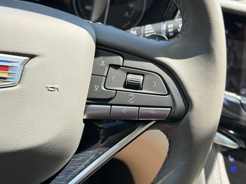 Used 2024 Cadillac XT6 Premium Luxury w/ Technology Package AWD/4WD image 20