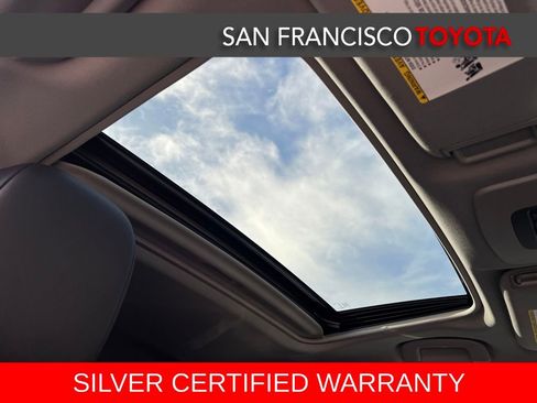 Used 2023 Toyota Camry SE image 21