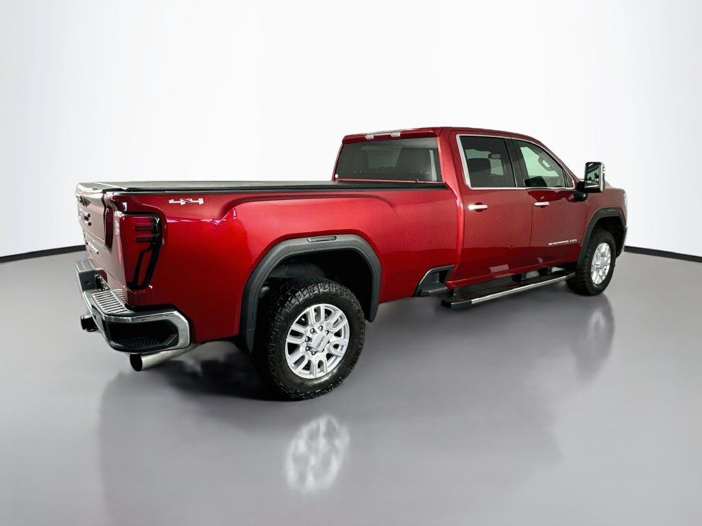 Used 2024 GMC Sierra 3500 SLT AWD/4WD image 7