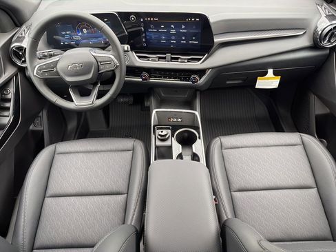 New 2026 Chevrolet Equinox LT w/ Convenience Package II image 28