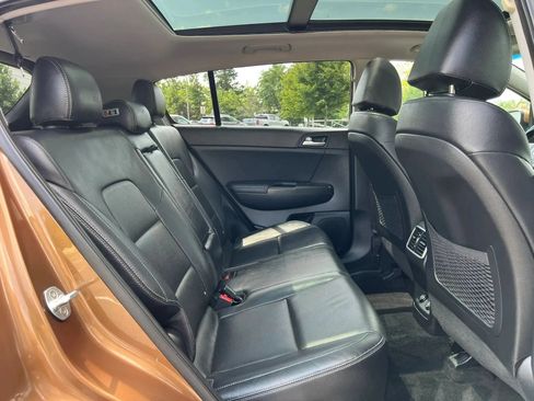 Used 2017 Kia Sportage EX w/ EX Technology Package AWD/4WD image 19