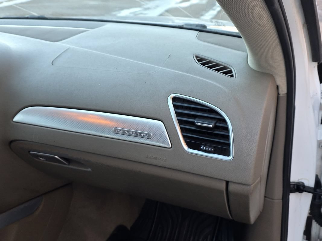 Used 2009 Audi A4 2.0T Premium AWD/4WD image 25