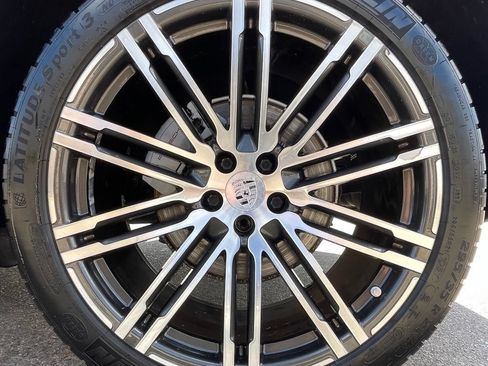 Used 2017 Porsche Macan S AWD/4WD image 15