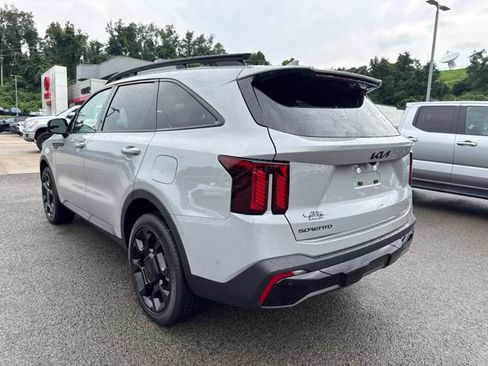 Used 2026 Kia Sorento SX Prestige w/ Olive Brown Leather Package AWD/4WD image 4