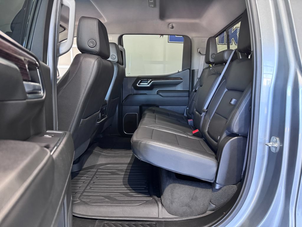 Certified 2024 GMC Sierra 1500 Elevation w/ Elevation Premium Package AWD/4WD image 14