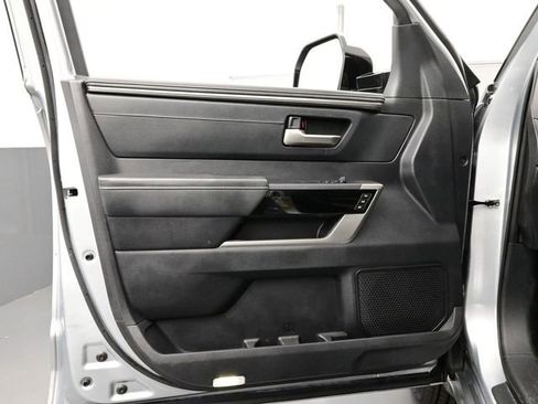 Used 2022 Toyota Tundra Limited image 7