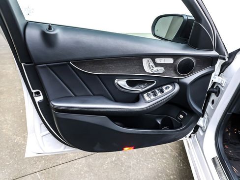 Used 2020 Mercedes-Benz C 300 Sedan image 21