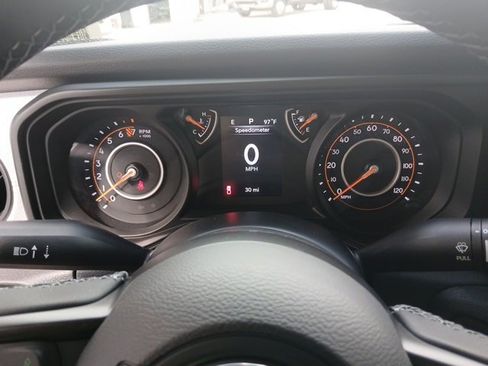 New 2025 Jeep Gladiator Sport image 34