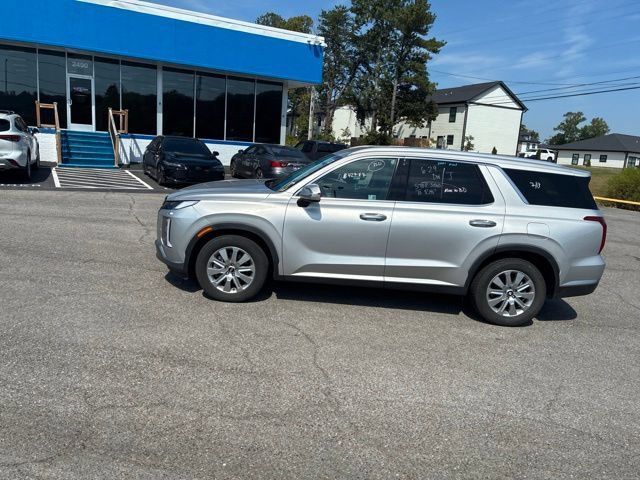 Used 2025 Hyundai Palisade SEL FWD image 16