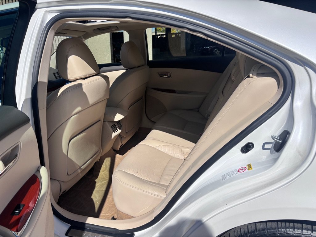 Used 2012 Lexus ES 350 FWD image 8