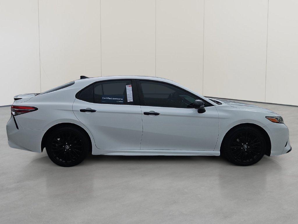 Used 2020 Toyota Camry SE FWD image 6
