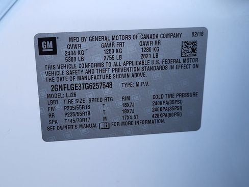 Used 2016 Chevrolet Equinox LTZ w/ Enhanced Convenience Package image 32