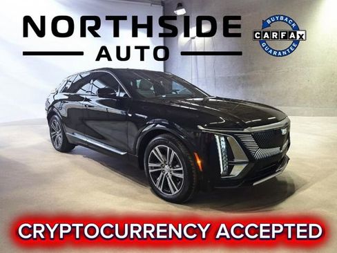 Used 2024 Cadillac Lyriq Luxury w/ LPO, Floor Liner Package image 1