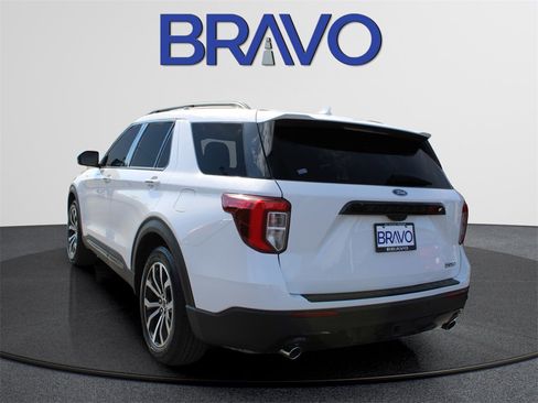 Used 2022 Ford Explorer ST-Line w/ Class IV Trailer Tow Package image 12