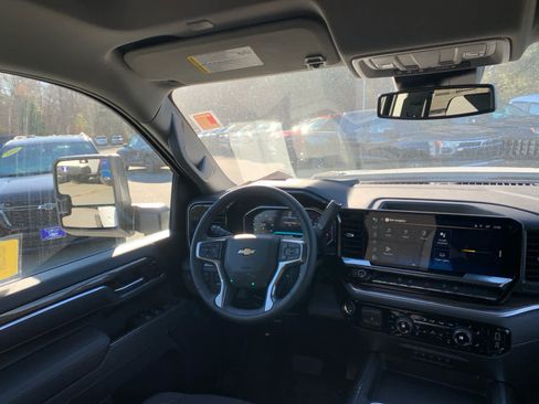 New 2026 Chevrolet Silverado 3500 LT w/ Convenience Package image 34