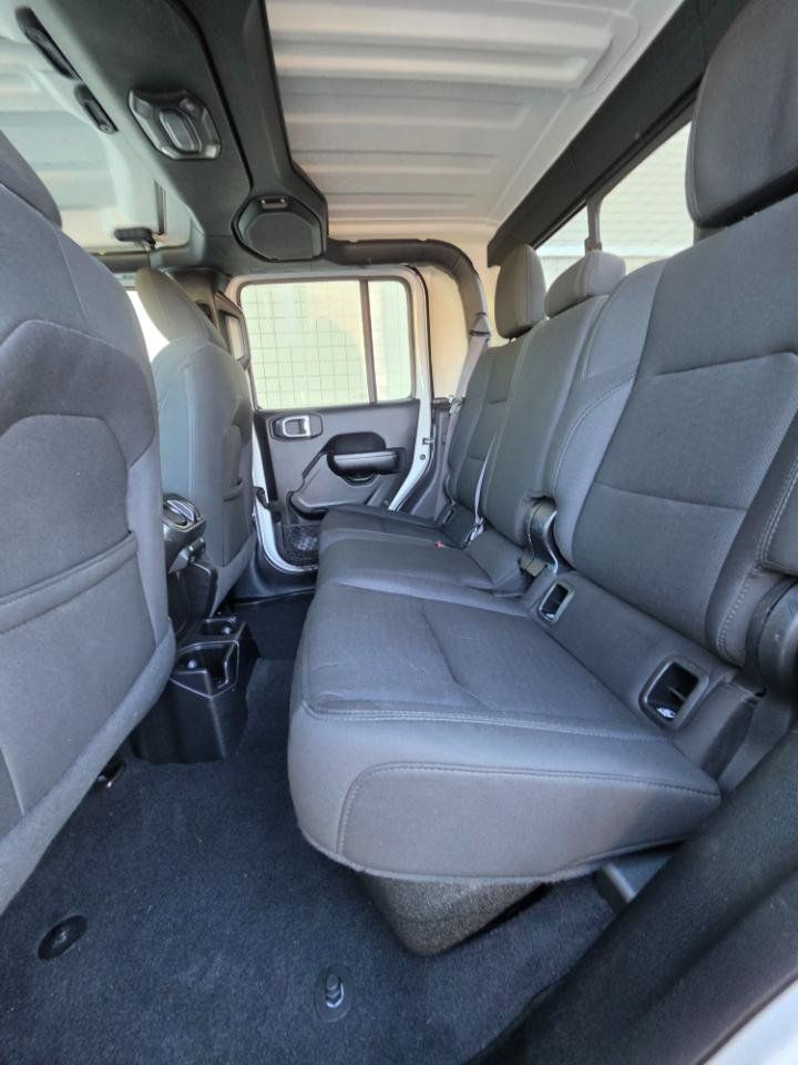 Used 2020 Jeep Gladiator Sport w/ Quick Order Package 24S AWD/4WD image 11