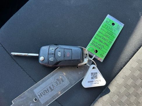 Used 2024 Ford Transit 250 Low Roof w/ Exterior Upgrade Package image 28