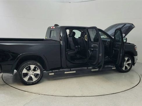 Used 2020 RAM 1500 Laramie AWD/4WD image 42