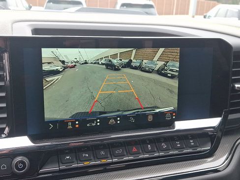 Used 2025 Chevrolet Silverado 1500 ZR2 image 20