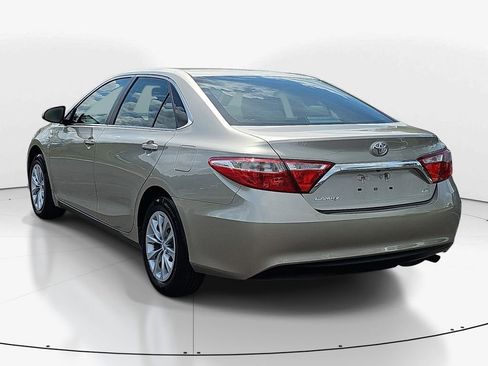 Used 2016 Toyota Camry LE FWD image 8