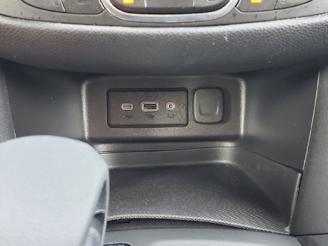 Certified 2024 Chevrolet Equinox LT FWD image 33
