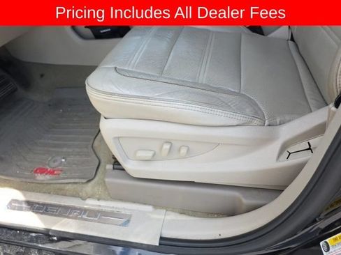 Used 2016 GMC Yukon XL Denali w/ Open Road Package AWD/4WD image 4