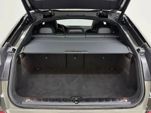 Used 2023 BMW X6 xDrive40i w/ M Sport Package AWD/4WD image 37