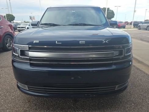 Used 2017 Ford Flex Limited w/ Equipment Group 303A AWD/4WD image 2