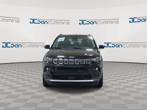 Used 2022 Jeep Compass Limited AWD/4WD image 3