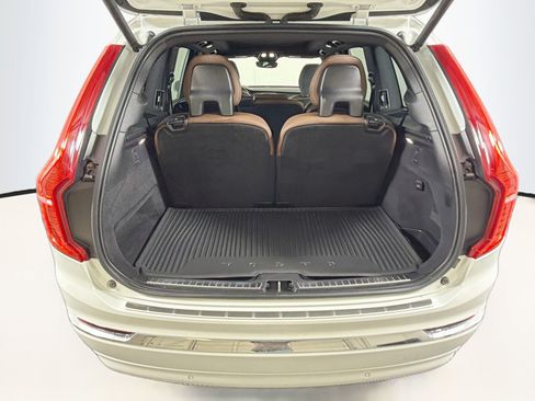 Used 2023 Volvo XC90 B5 Plus w/ Protection Package Premier AWD/4WD image 31