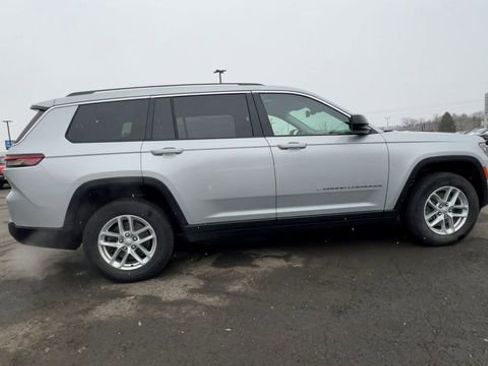 Used 2023 Jeep Grand Cherokee L Laredo w/ Luxury Tech Group I image 9