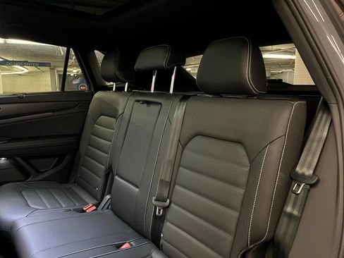 New 2026 Volkswagen Atlas Cross Sport SEL R-Line image 22